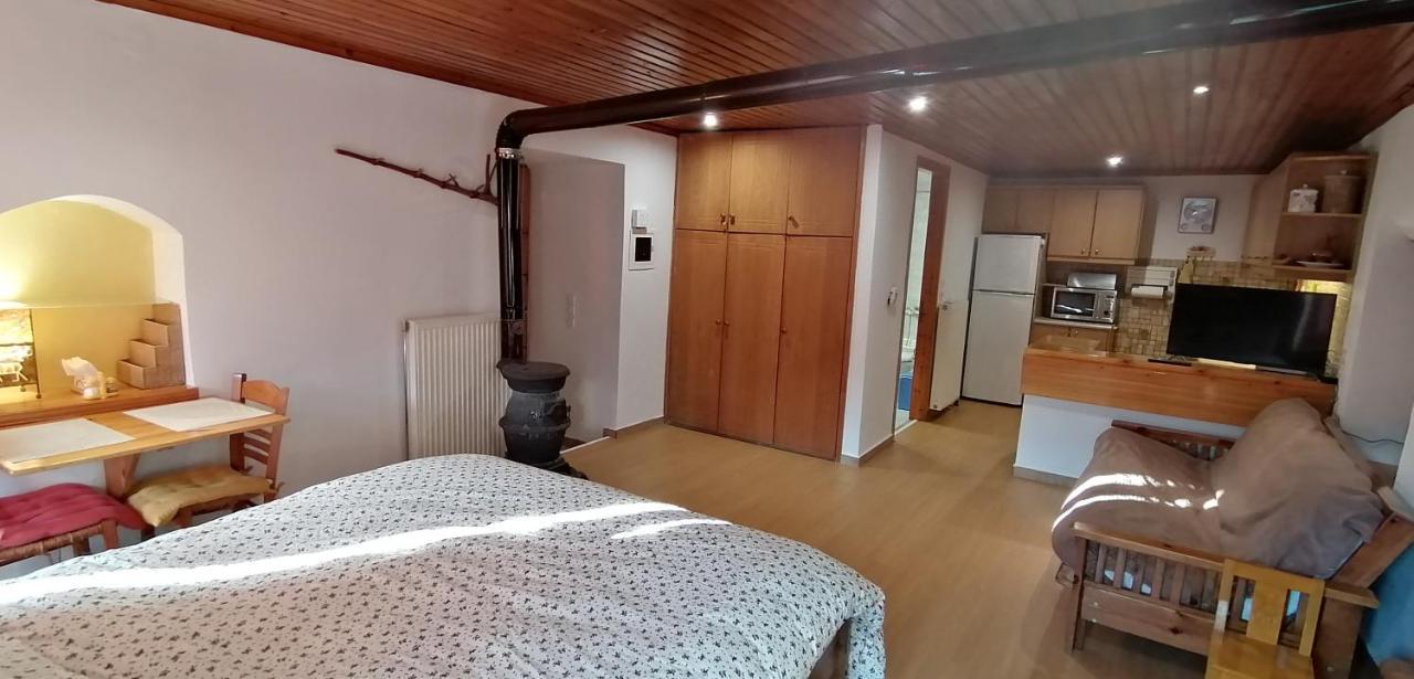 Adonis Guest House Димицана Экстерьер фото