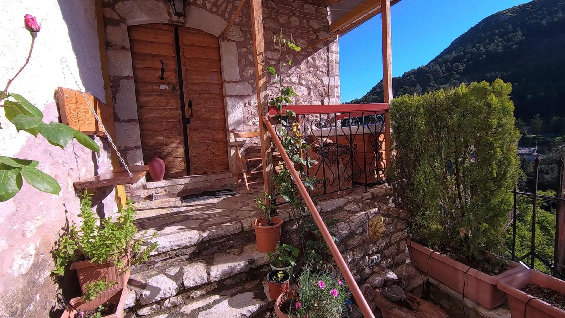 Adonis Guest House Димицана Экстерьер фото