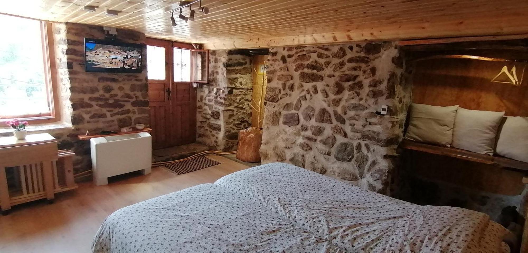 Adonis Guest House Димицана Экстерьер фото